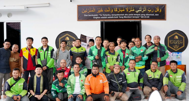 OJOL BAHAGIA: Ruang Silaturahmi Driver Ojol di Masjid Munzalan
