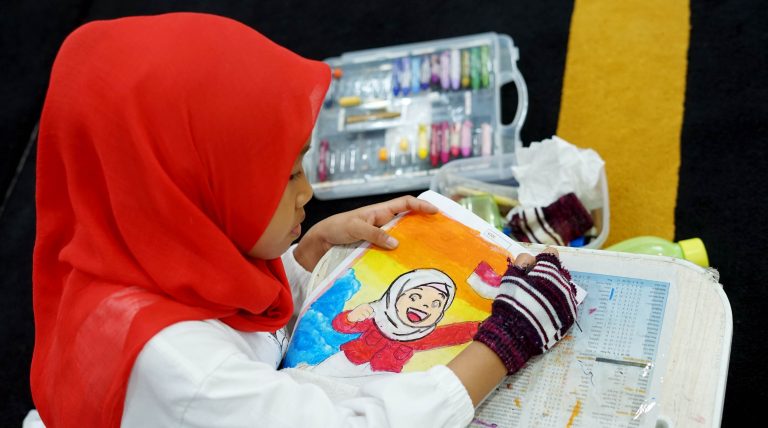 Lomba Mewarnai Meriahkan HUT ke-81 RI di Masjid Munzalan