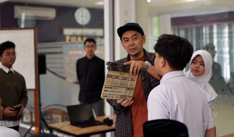 Munzalan Gelar Pelatihan Ilmu Sinematografi Dasar